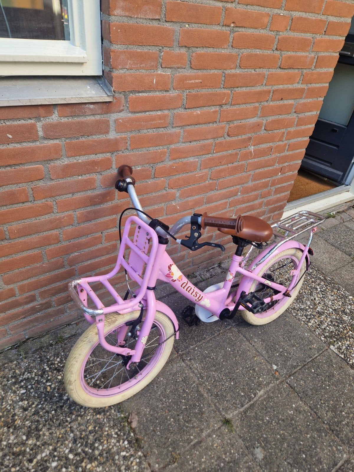 Meisjes fiets 16 inch, roze DAISY, Fietsen en Brommers, Fietsen | Kinderfietsjes, Ophalen of Verzenden, Gebruikt, 16 tot 20 inch