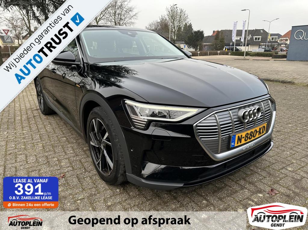 Audi e-tron 55 Quattro 95 kWh SOH 90% accugarantie t/m 2029, Auto's, Audi, Automaat, 131 €/maand, Zwart, Origineel Nederlands