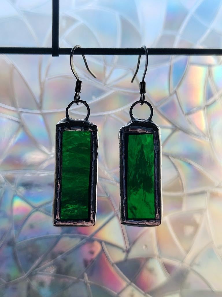 Handgemaakte glas-in-lood oorbellen (groen, rechthoek), Overige materialen, Hangers, Nieuw, Ophalen of Verzenden