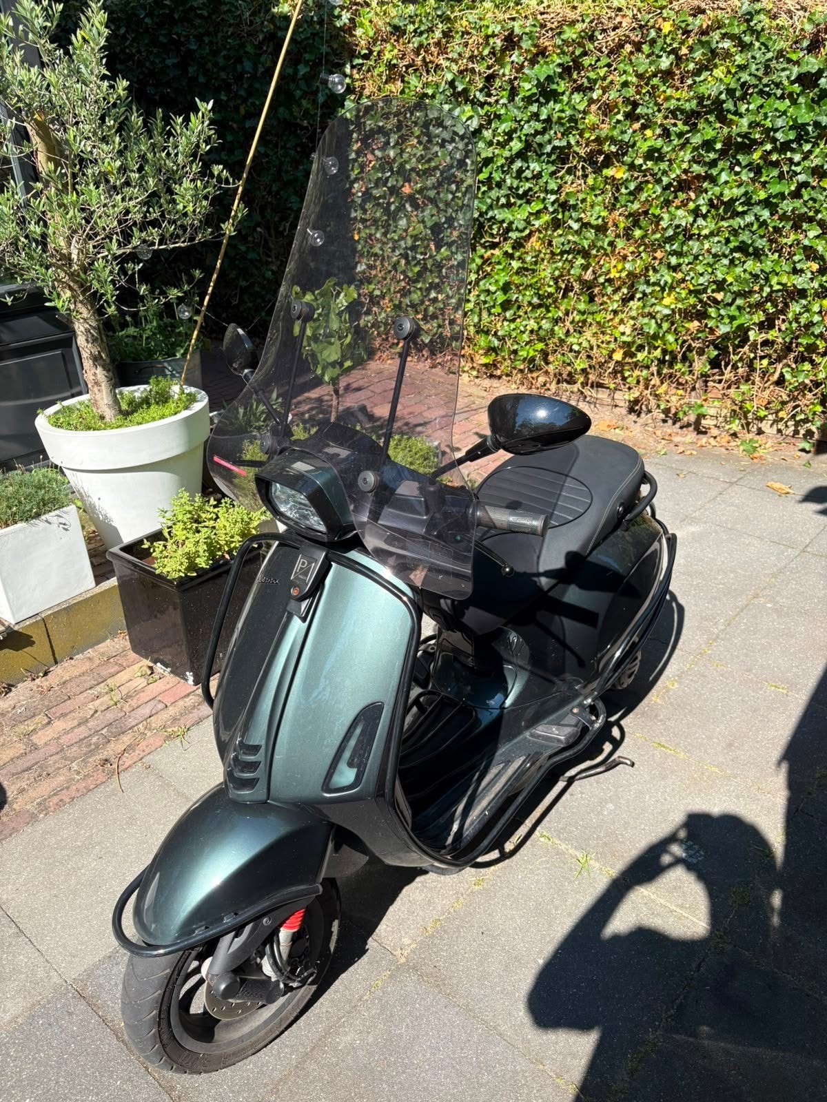 Vespa Sprint 4T 2023 – Camouflage Green Metallic, Ophalen, Zo goed als nieuw, Benzine