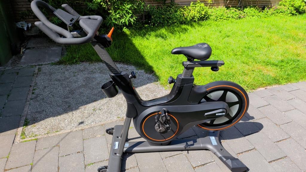 Professionele Spinningfiets - Basic-Fit Kwaliteit, Ophalen, Gebruikt, Spinningfiets