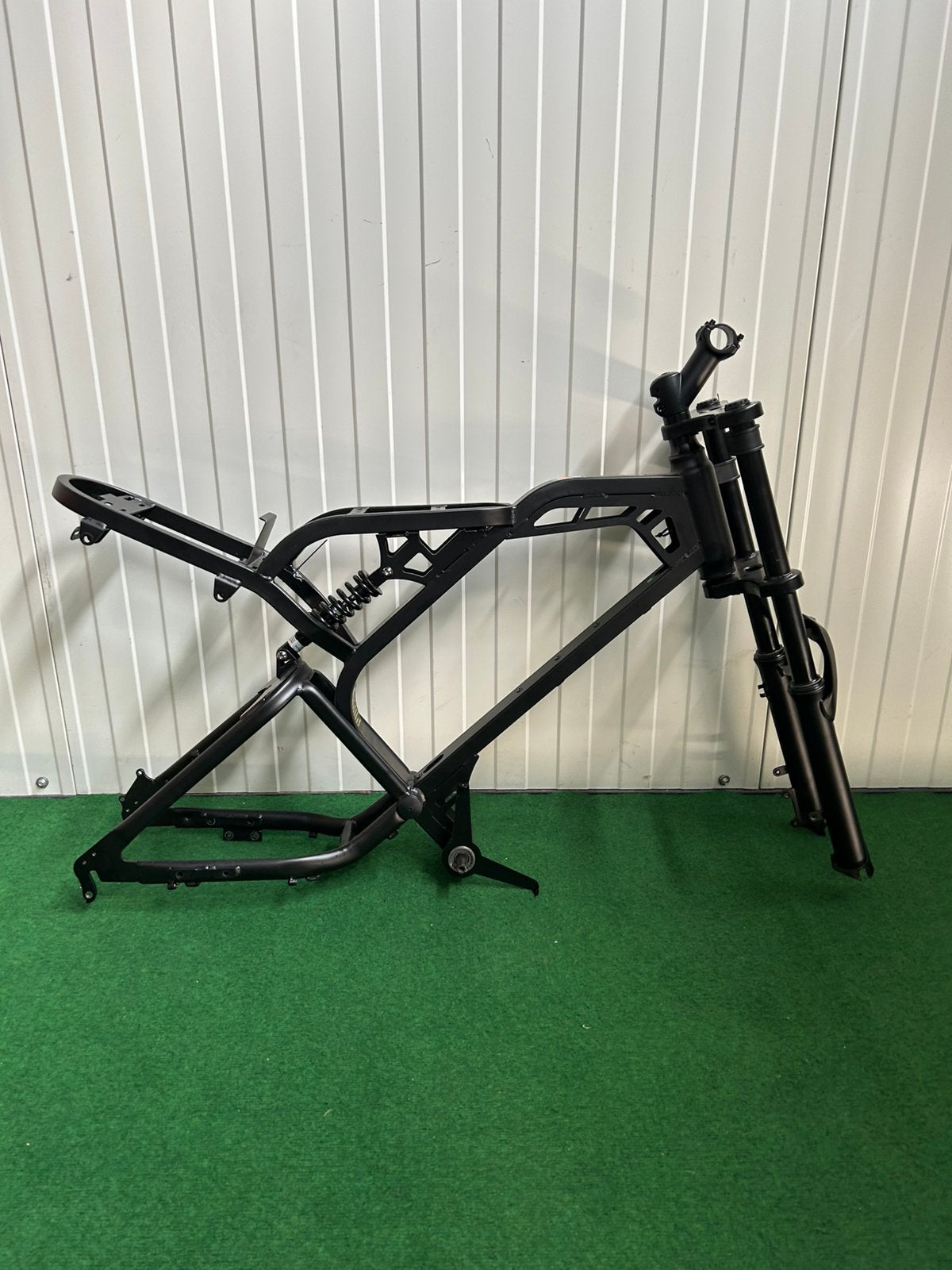 Nieuwe V20 pro losse accu’s,frames en onderdelen, Pro, Frame, V20, Ophalen