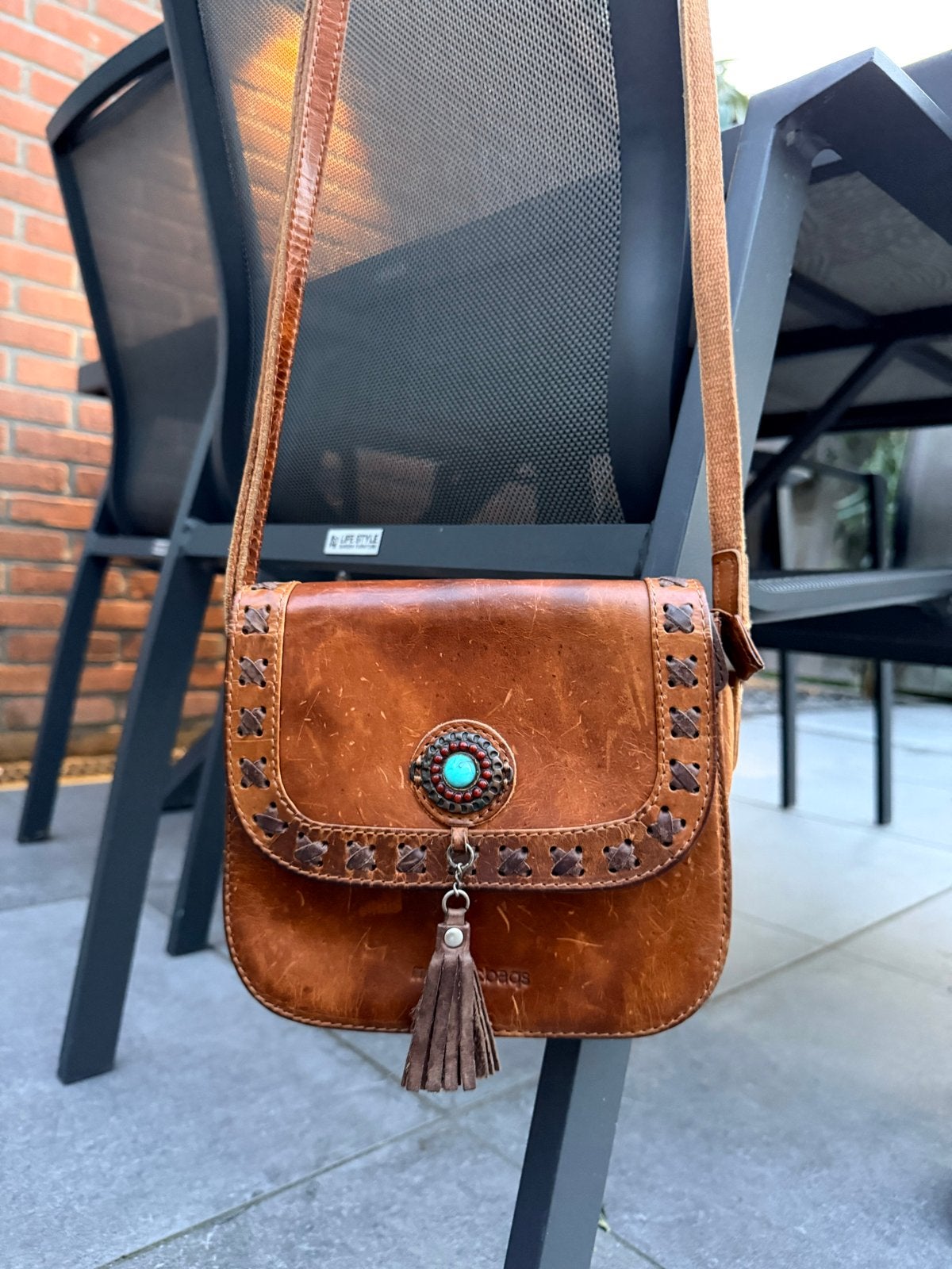 Micmacbags Leren Schoudertasje met Turquoise Detail, Ophalen, Gebruikt, Bruin, Schoudertasje
