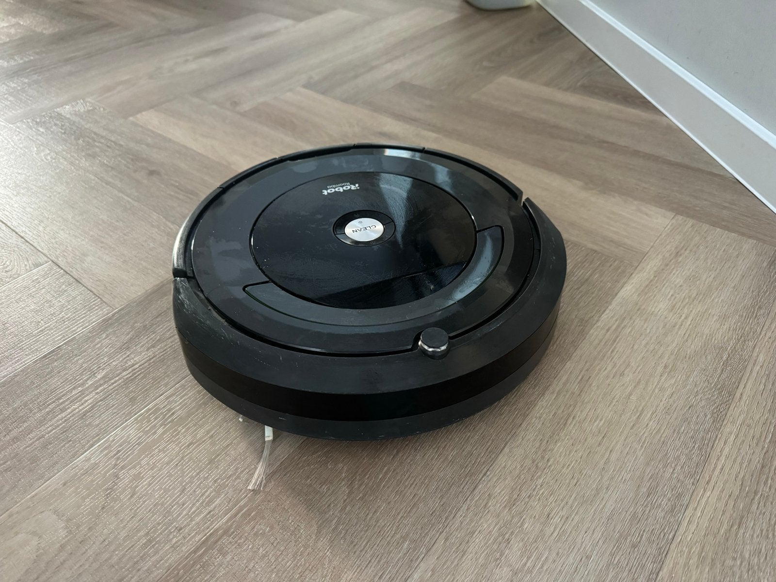 iRobot Roomba 696 Robotstofzuiger - Zwart, Gebruikt, IRobot, Roomba, Ophalen of Verzenden