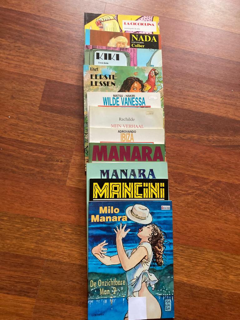 set 1 - varia adult only strips, Boeken, Stripboeken, Meerdere stripboeken, Ophalen of Verzenden, Zo goed als nieuw