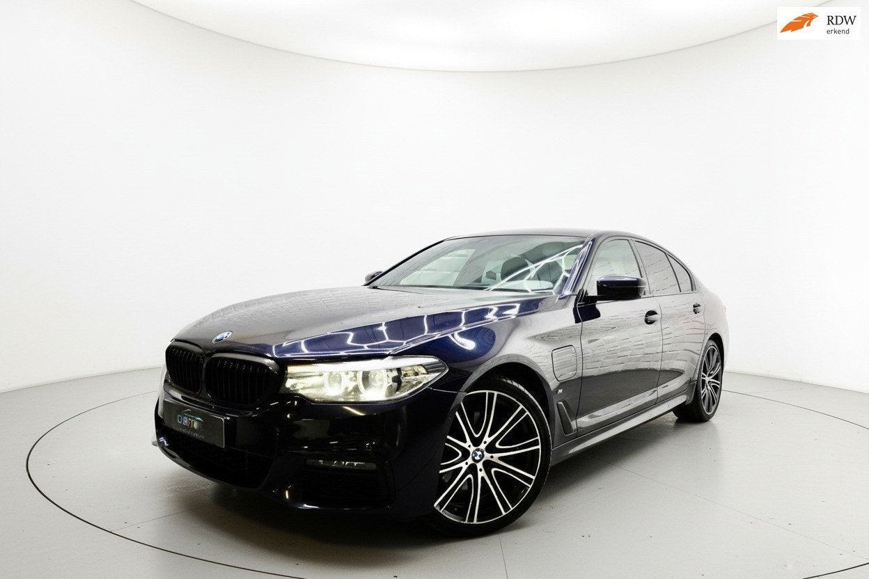 BMW 5-serie 530e iPerformance M SPORT LIVE COCKPIT CAM, Automaat, 1998 cc, Achterwielaandrijving, Gebruikt
