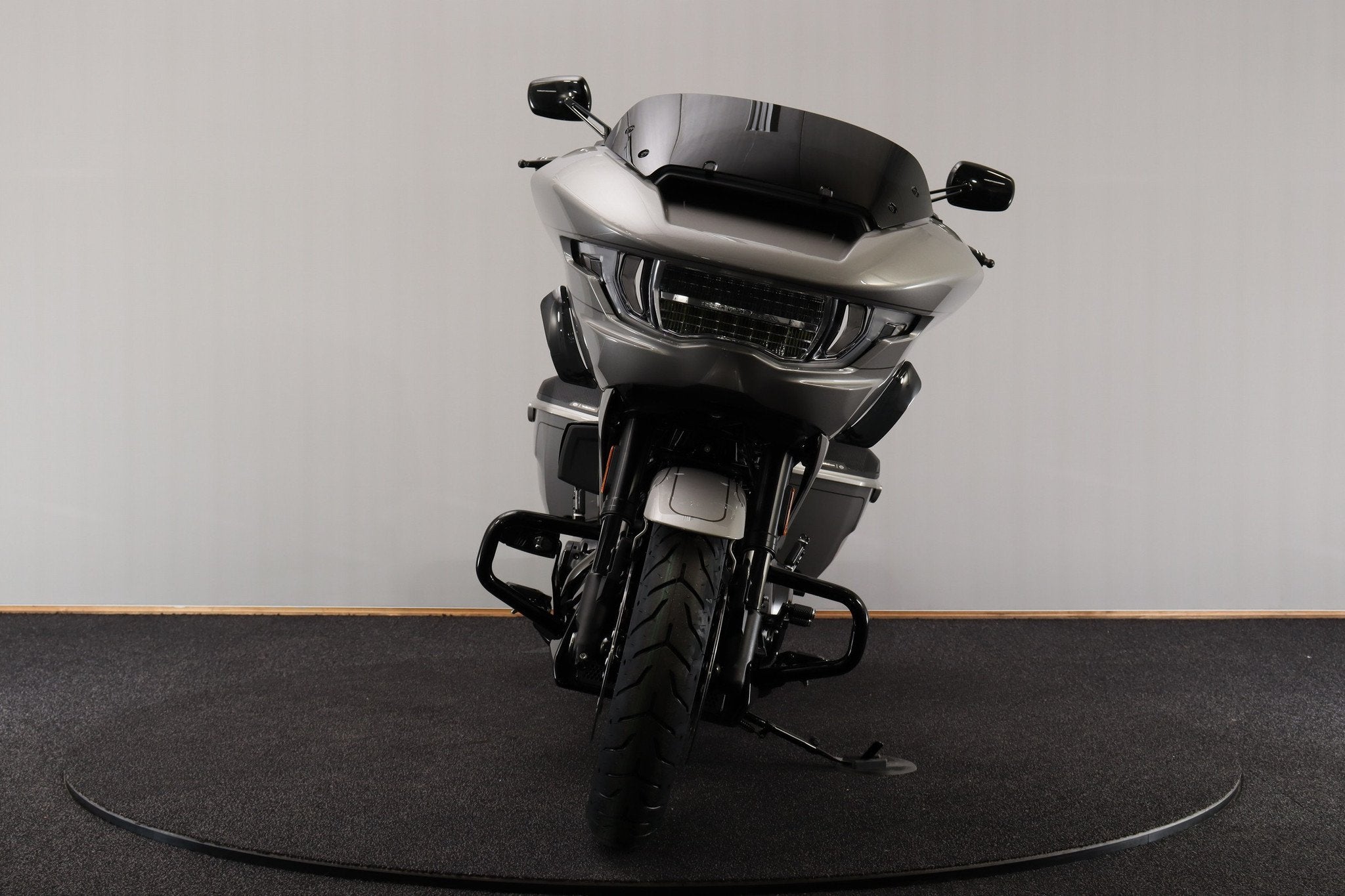 Harley-Davidson FLTRXSE CVO Road Glide Custom Color Platinum, Cruise Control, Bedrijf, Overig, 1923 cc