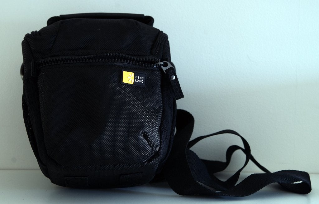Case Logic Bryker Camera Tas DSLR Small, Ophalen of Verzenden, Zo goed als nieuw, Zwart, Schoudertas