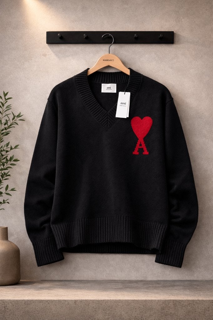AMI Paris Sweater Black Red Heart - Maat M - Oversize, Ophalen of Verzenden, Zo goed als nieuw, Zwart