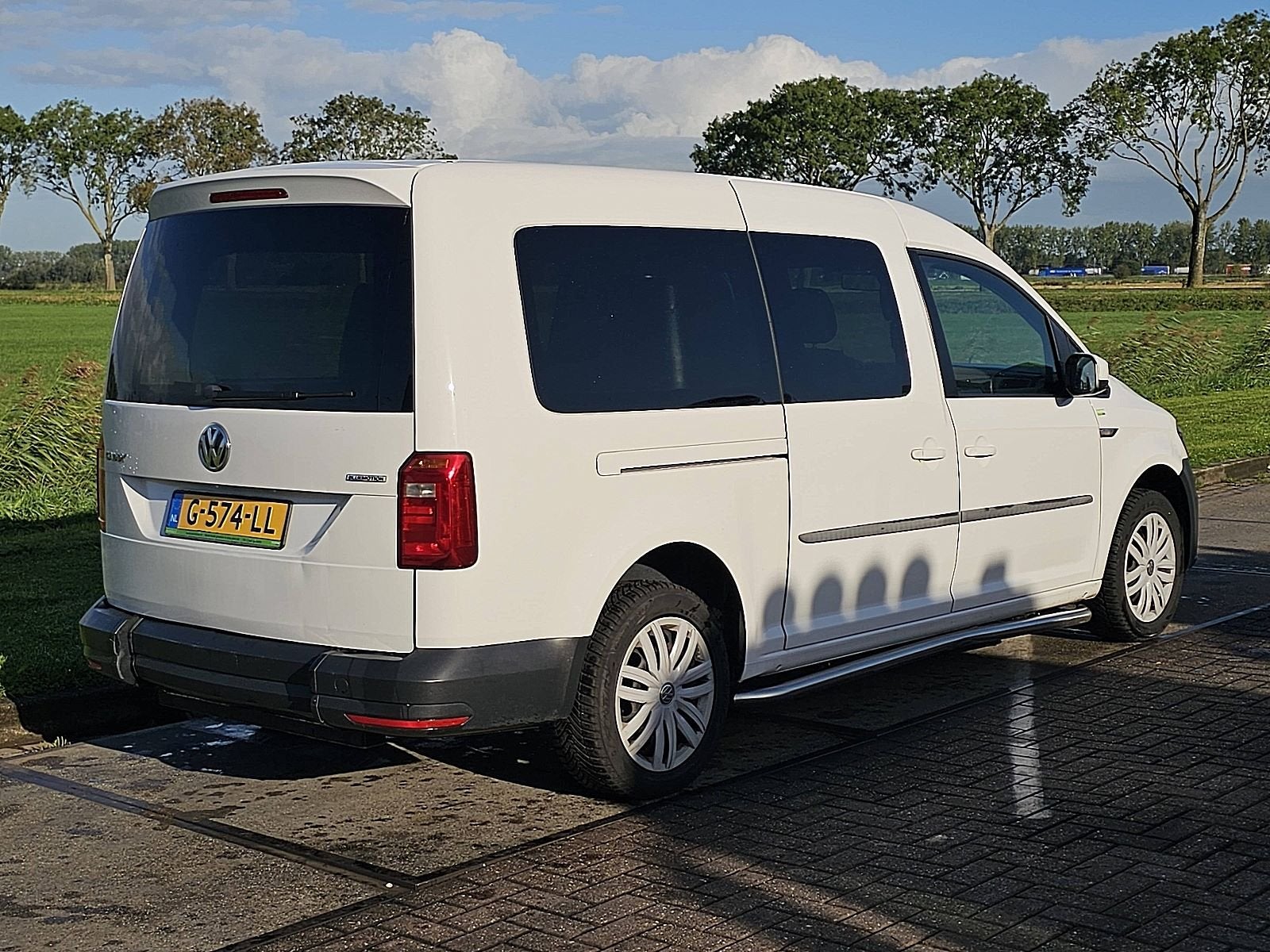 VOLKSWAGEN CADDY 2.0 l2 maxi 5p 2x schuif, Auto's, Gebruikt, Euro 6, CNG (Aardgas), Volkswagen