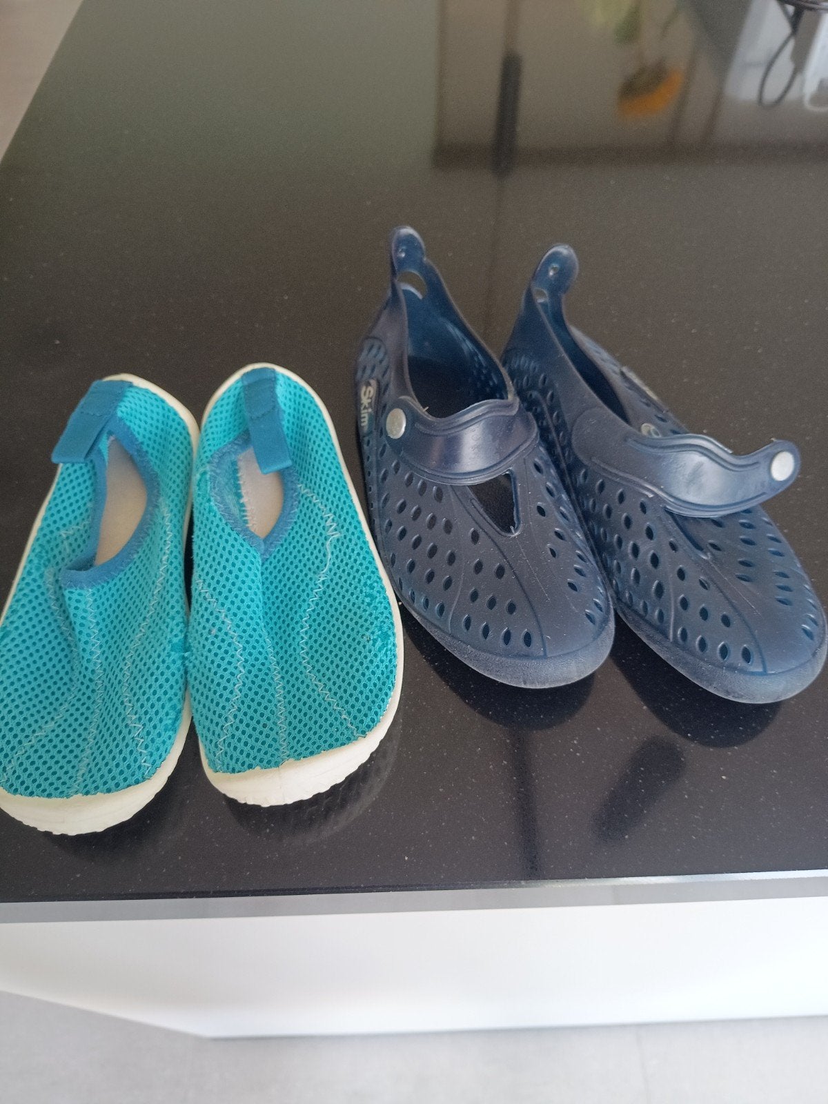Twee paar waterschoenen maat 31/32, Kinderen en Baby's, Kinderkleding | Schoenen en Sokken, Ophalen of Verzenden