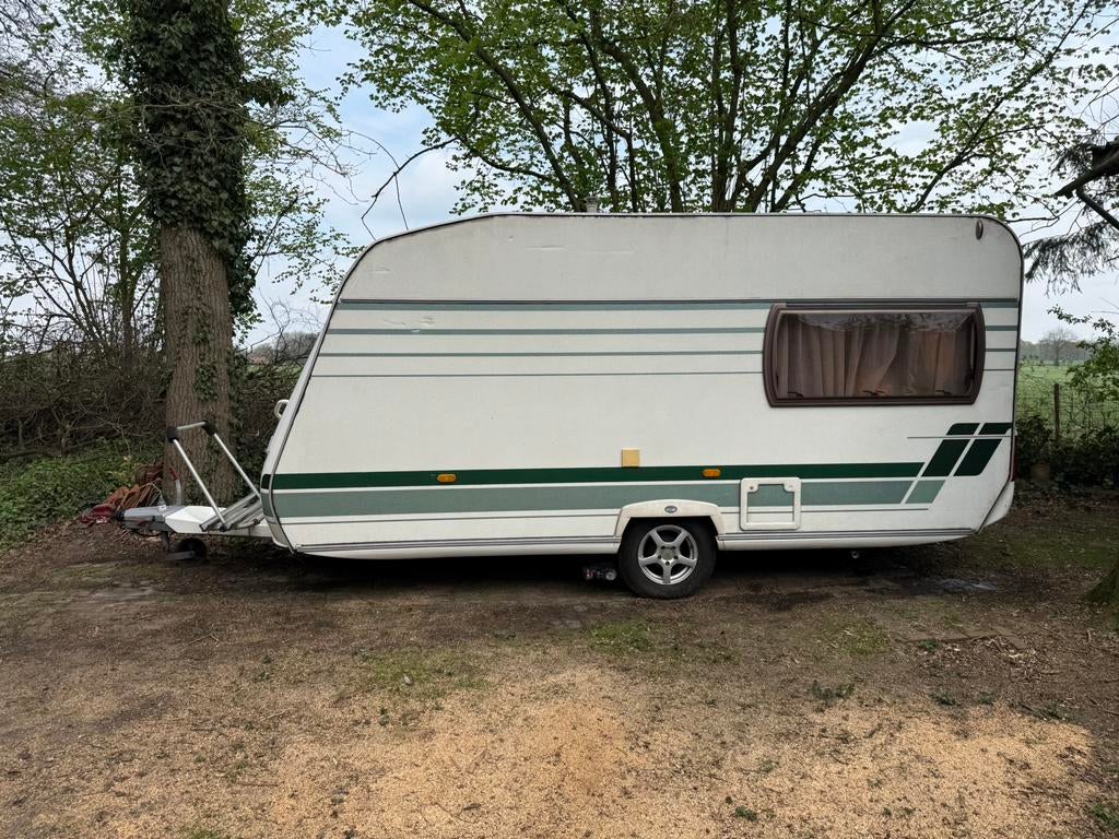 Caravan Chateau Calista 430, Chateau, Rondzit, Particulier, 4 tot 5 meter