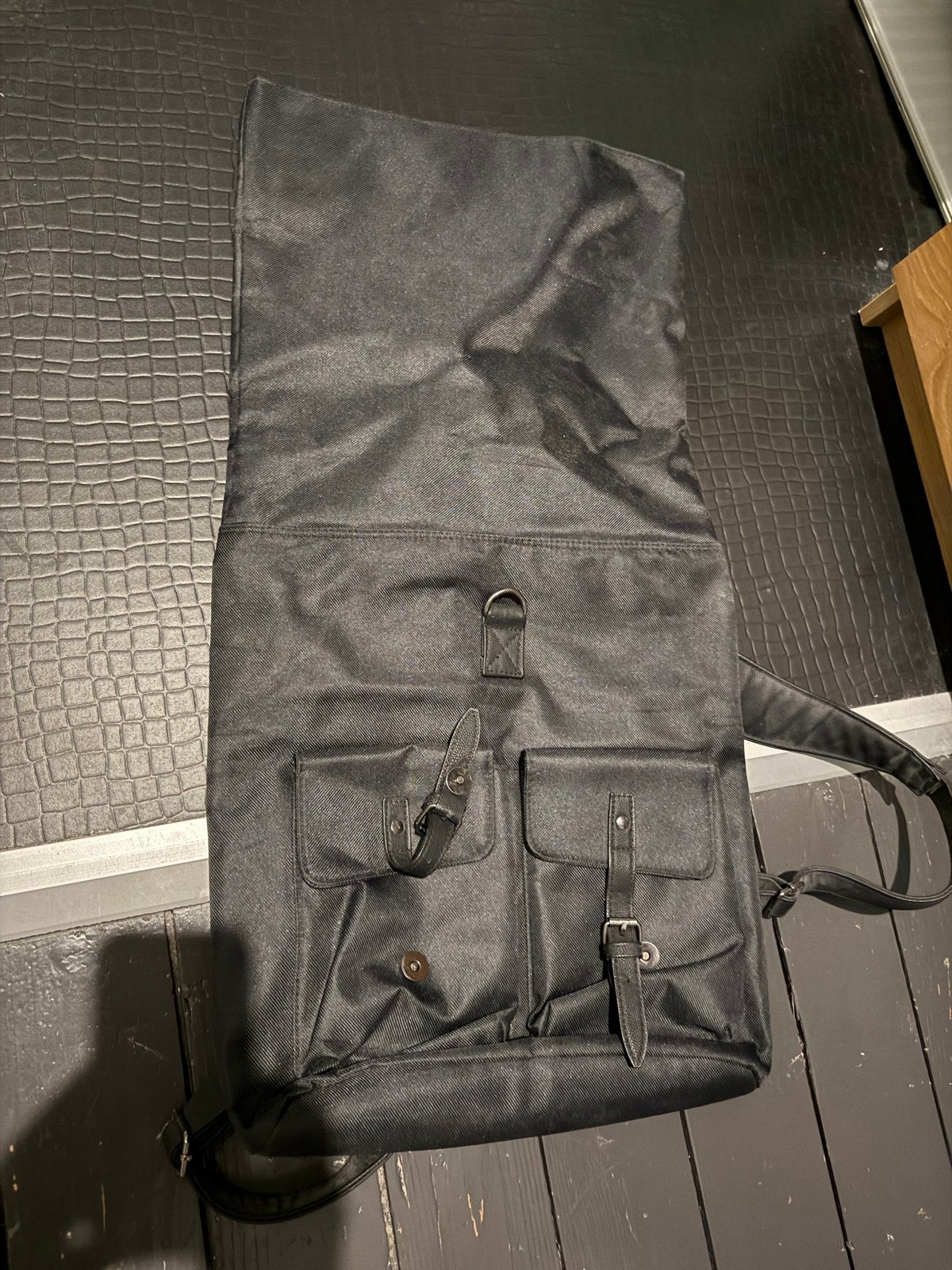 Zwarte Pull&Bear Rugzak - Stijlvol en Ruim, 25 tot 40 cm, Nieuw, Ophalen of Verzenden, Overige merken