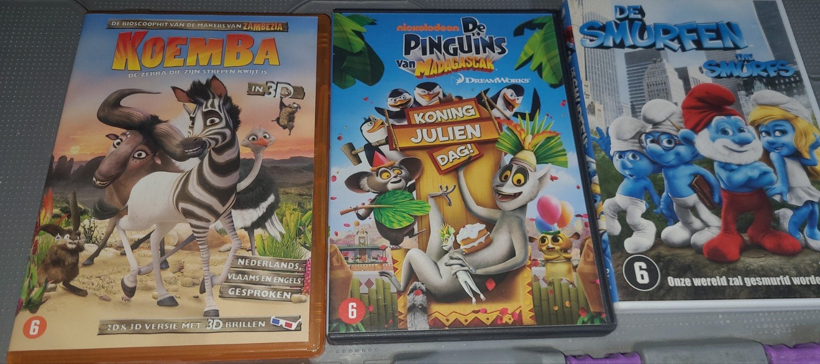 Koemba, Pinguïns van Madagascar, De Smurfen DVD's, Gebruikt, Animatie, Verzamelbox, Ophalen of Verzenden