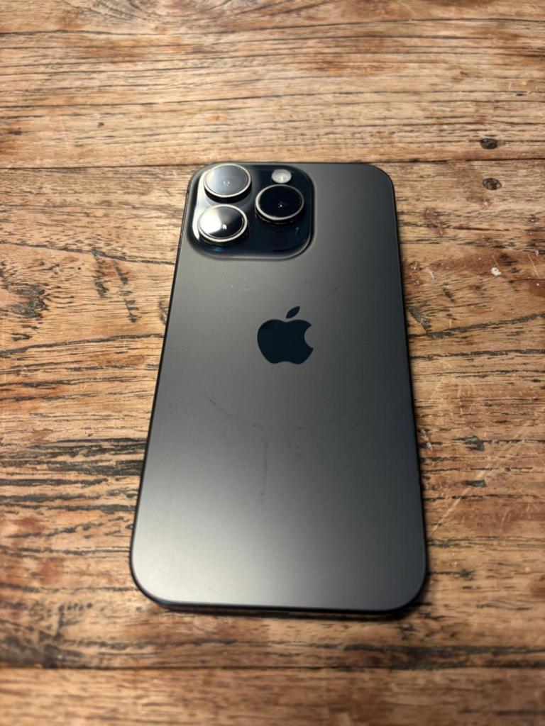 iPhone 15 Pro, Ophalen, 128 GB, Zwart, Zo goed als nieuw