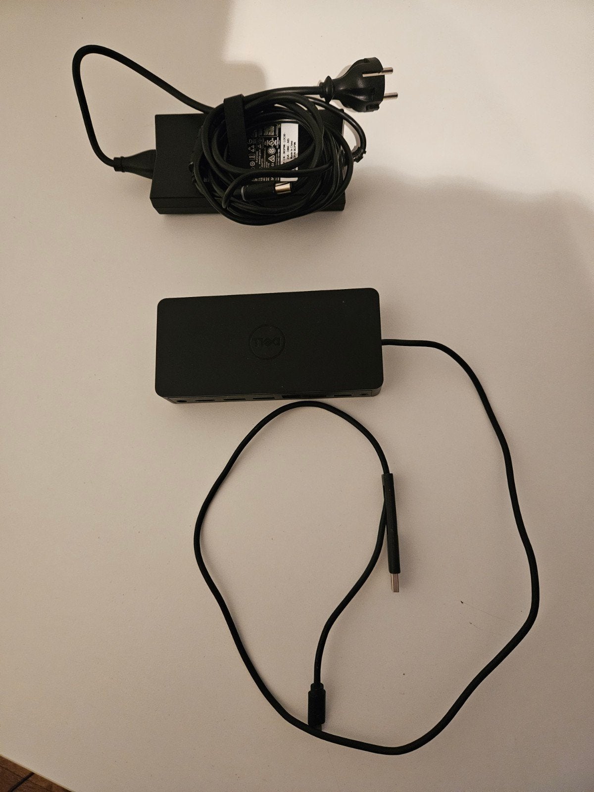 Dell Docking Station D6000 met 130W AC Adapter, Computers en Software, Dockingstations, Zo goed als nieuw, Docking station, Laptop