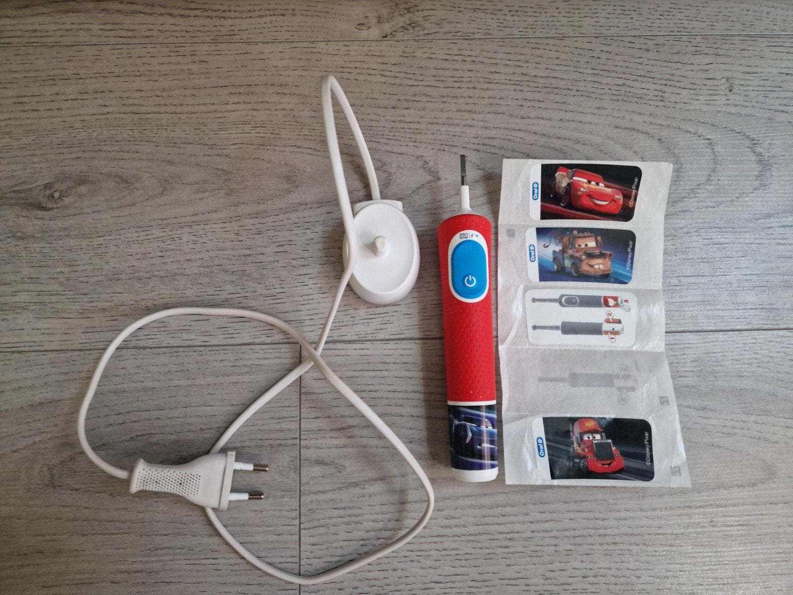 elektrische tandenborstel Oral-B Cars Disney Cars, Ophalen of Verzenden, Zo goed als nieuw