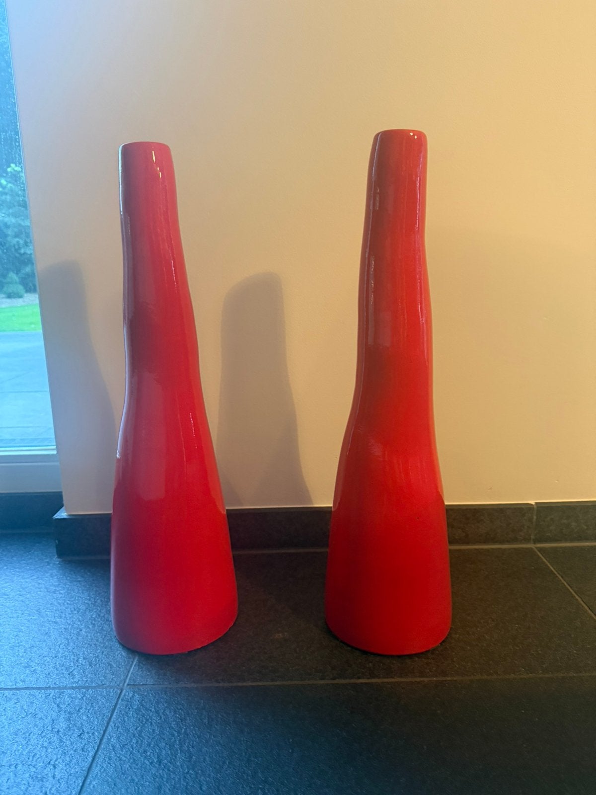 2 rode vazen, Huis en Inrichting, Ophalen, Gebruikt, Rood, Steen/keramiek
