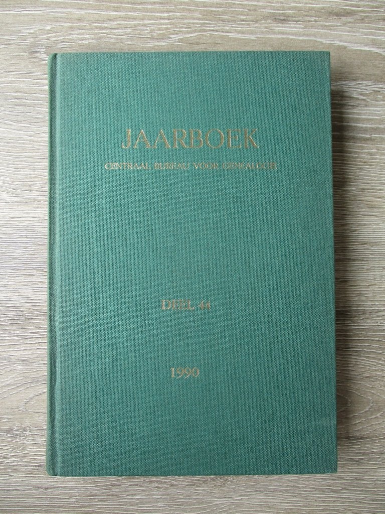 Centraal bureau voor genealogie Jaarboek 1990, Boeken, Ophalen of Verzenden, Gelezen