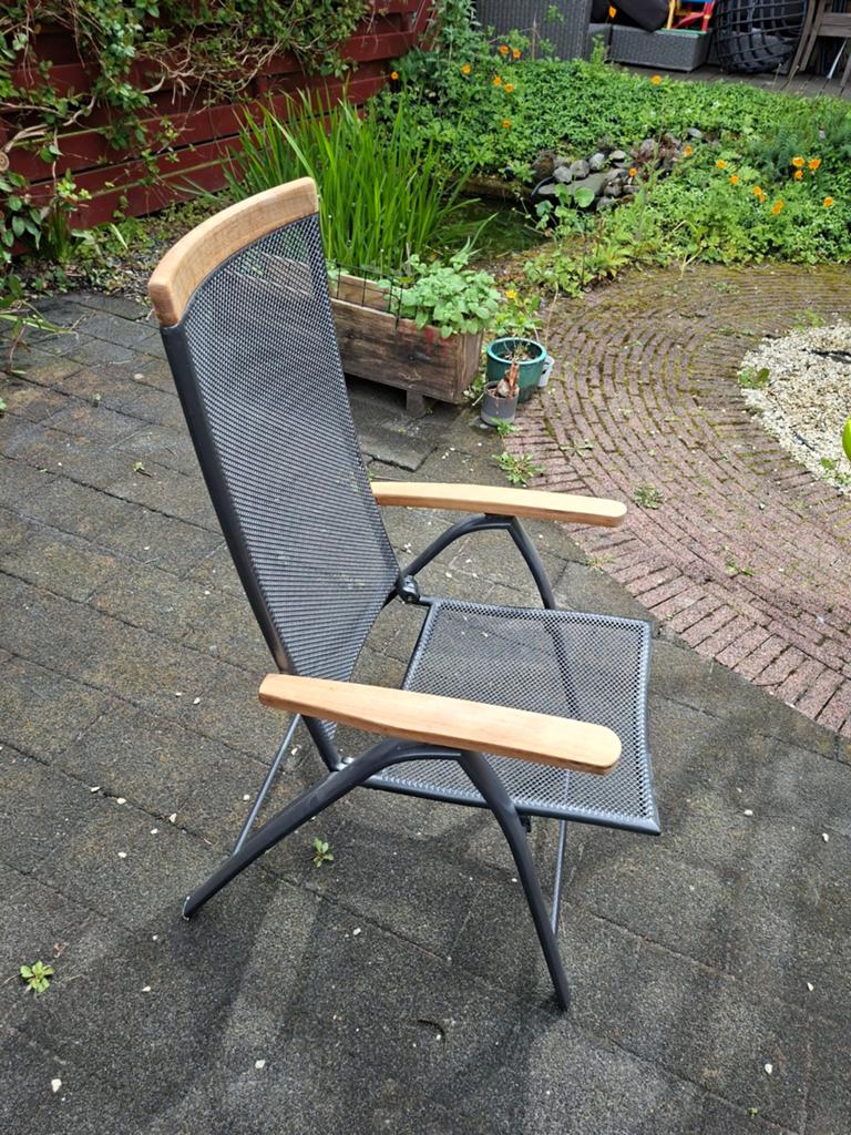 Jysk tuinstoel metaal en hout, Tuin en Terras, Tuinstoelen, Ophalen, Zo goed als nieuw, Metaal