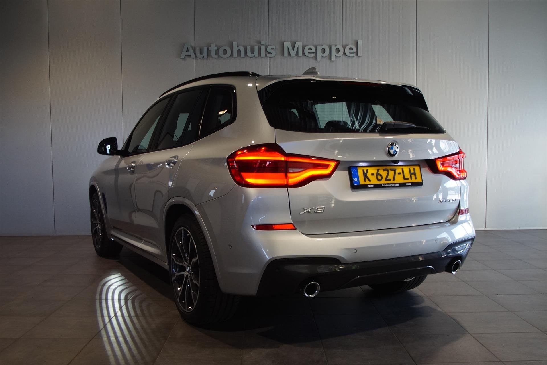 BMW X3 xDrive20i M-Sport*Trekhaak*Panoramadak*LED*HiFi*Shado, Automaat, 1998 cc, 15 km/l, Gebruikt