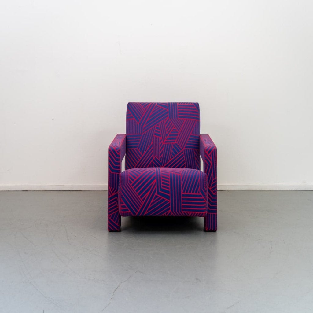 Cassina Utrecht Chair 637 Stoel Rood/Blauw Stof (LMTD), Niet ingevuld, Nieuw, Niet ingevuld, Niet ingevuld