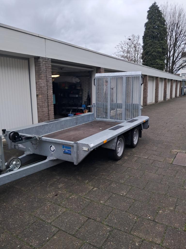 Aanhangwagen met oprijdklep te koop, Auto diversen, Ophalen of Verzenden