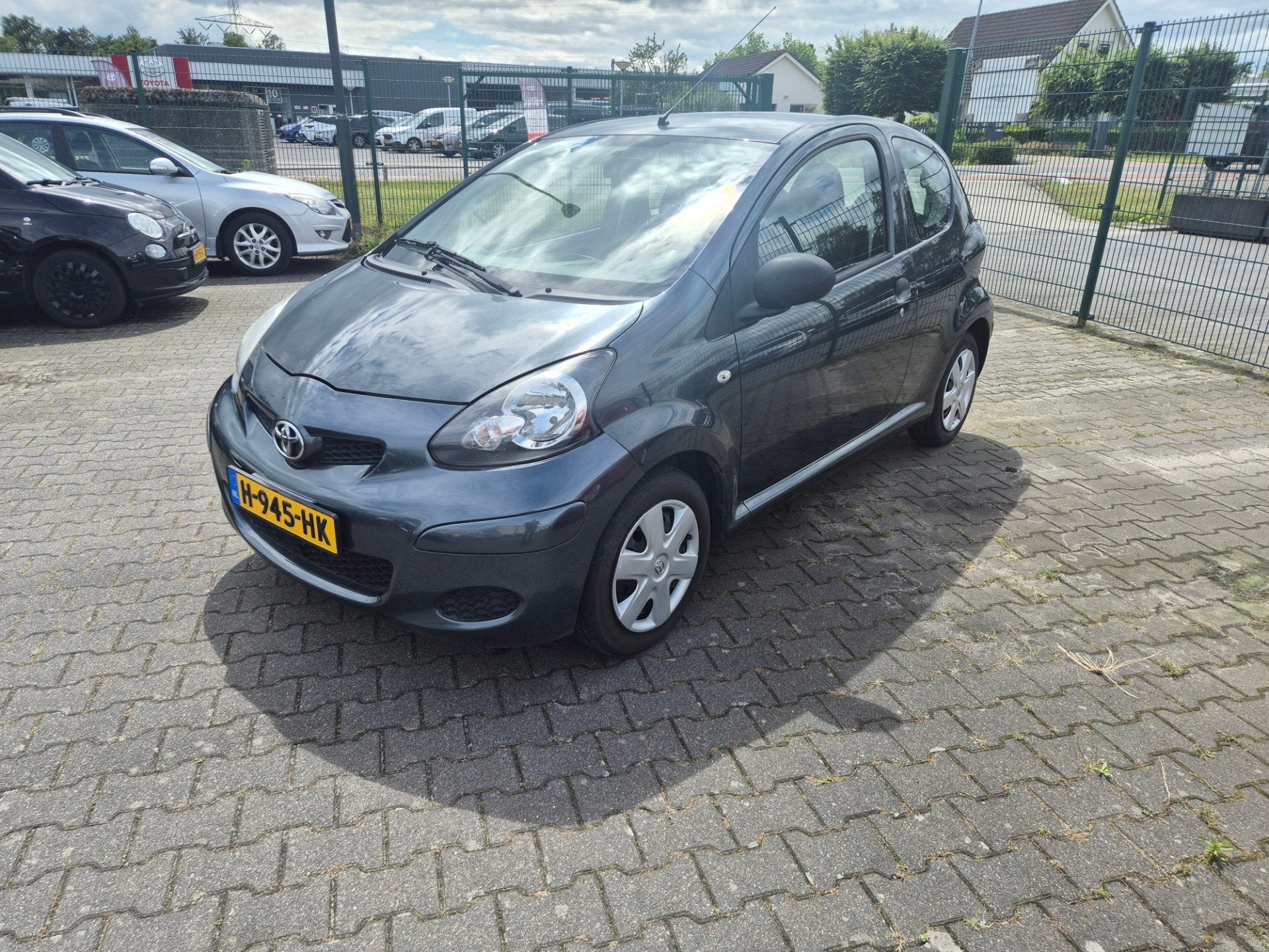 Toyota Aygo Toyota Aygo 1.0-12V Access, Voorwielaandrijving, Stof, Gebruikt, Zwart
