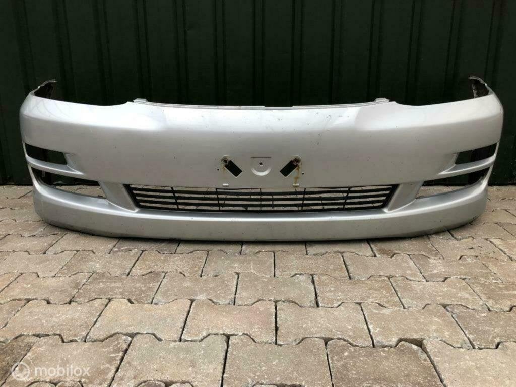 Voorbumper Toyota Ipsum orgineel 52119-44330, Gebruikt, Voor, Bumper
