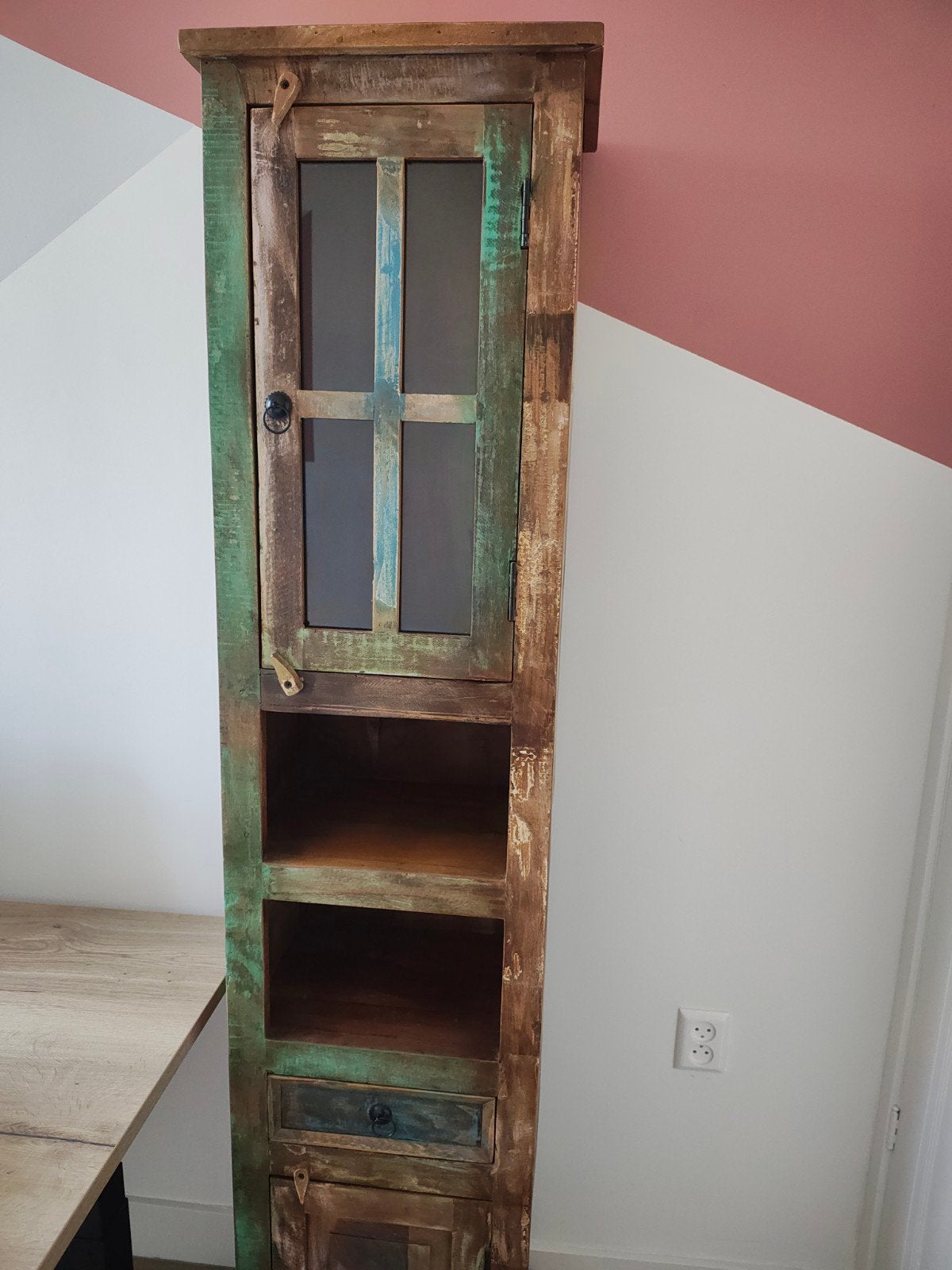 Prachtige houten kast - 40x32x190cm, Huis en Inrichting, Kasten | Overige, Ophalen, Zo goed als nieuw