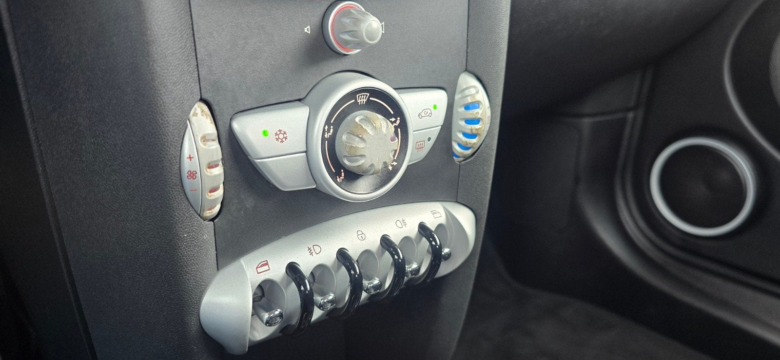Foto 8 van Mini 1.6 Cooper PARK LANE  2007, nw apk,airco