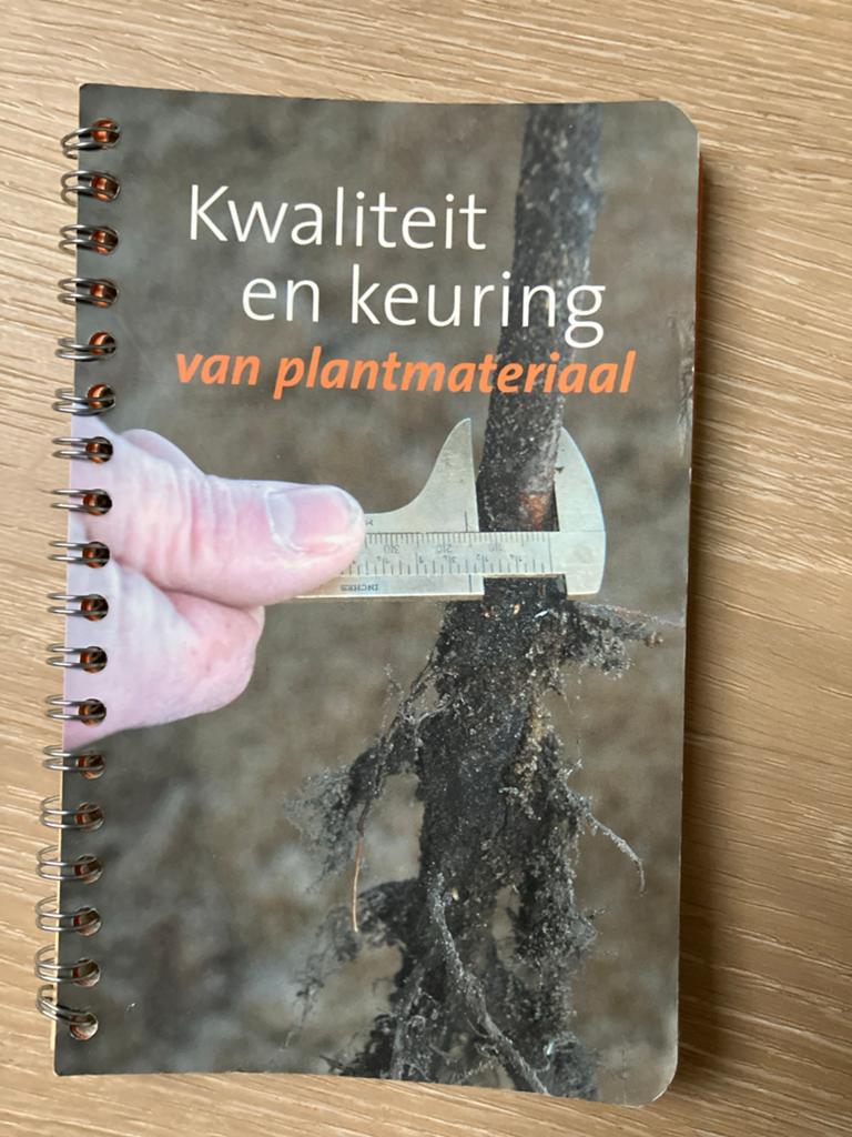 Kwaliteit en keuring van plantmateriaal - IPC Groene Ruimte, Boeken, Techniek, Ophalen of Verzenden, Gelezen, Overige onderwerpen