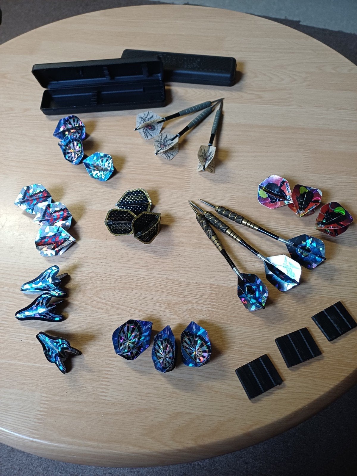Dartpijlen en dartflyths, Sieraden, Tassen en Uiterlijk, Ophalen, Staal