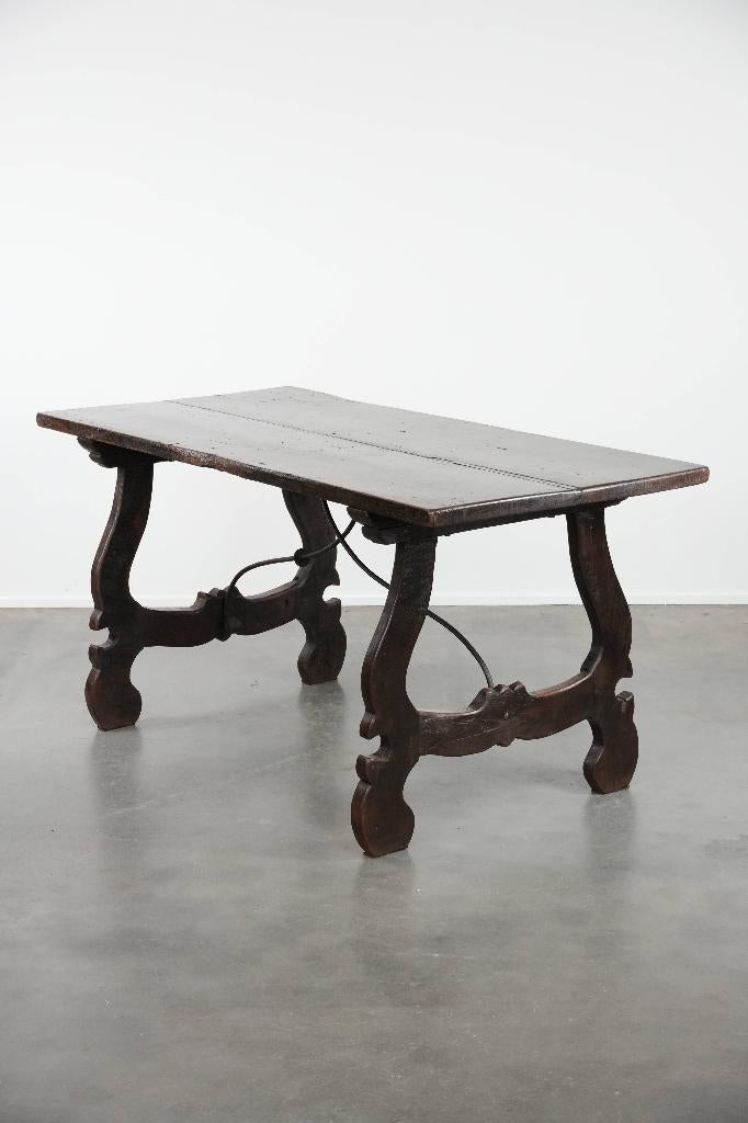 Antieke Spaanse side table/ eettafel uit begin 18e eeuw, Huis en Inrichting, Tafels | Eettafels, Gebruikt, ., 50 tot 100 cm, .