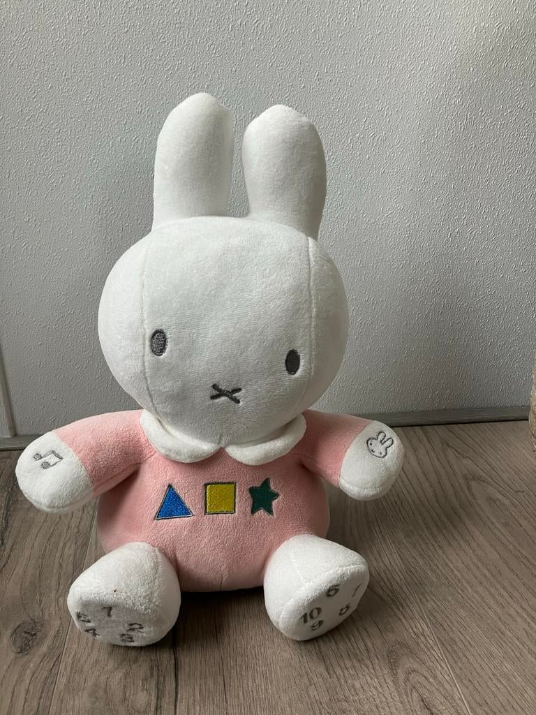 Nijntje knuffel met geluid, Ophalen, Zo goed als nieuw, Konijn