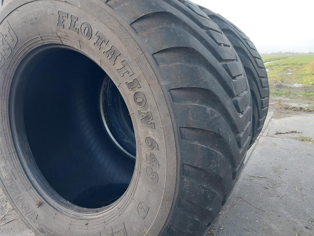 BKT flotation 648 700/50r26.5, Zakelijke goederen, Agrarisch | Onderdelen | Banden, Velgen en Assen, Ophalen of Verzenden