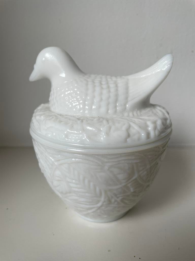 Opaline wit glazen vintage bakje vogel, Ophalen of Verzenden