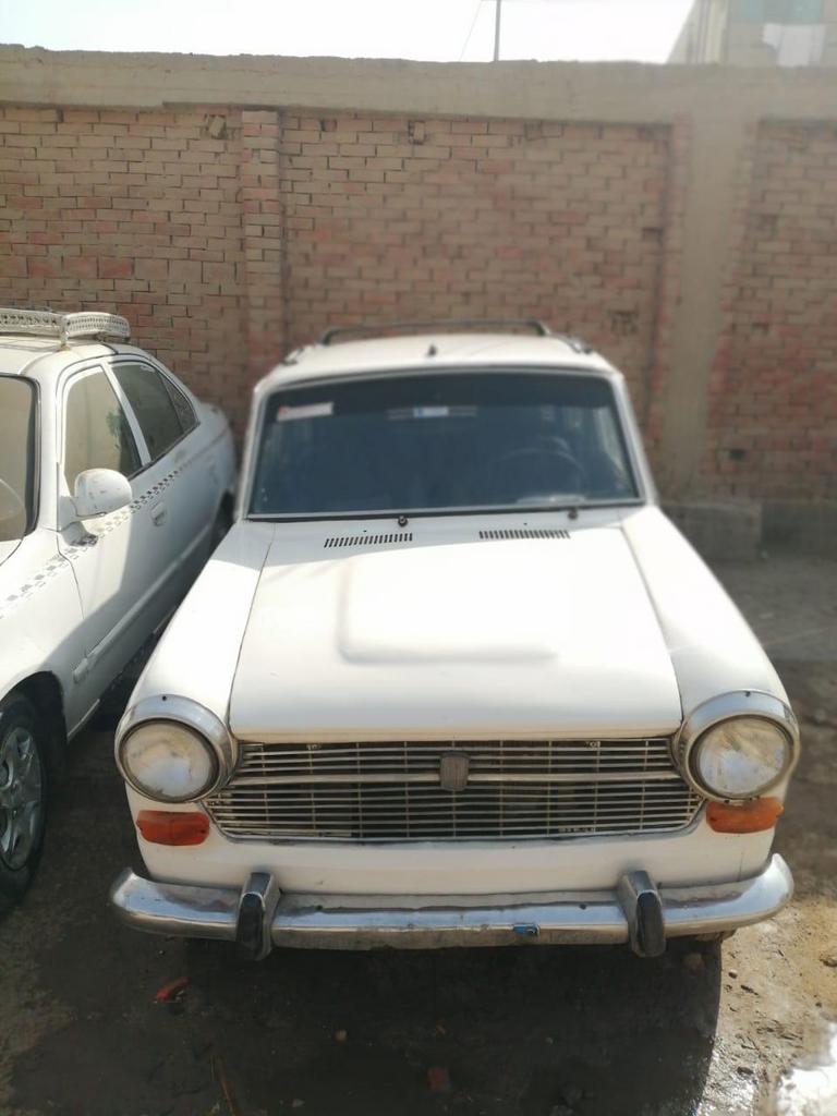 Fiat 1100 jaar 1970 en sastave 750 jaar 1984 1500 per auto, foto 2