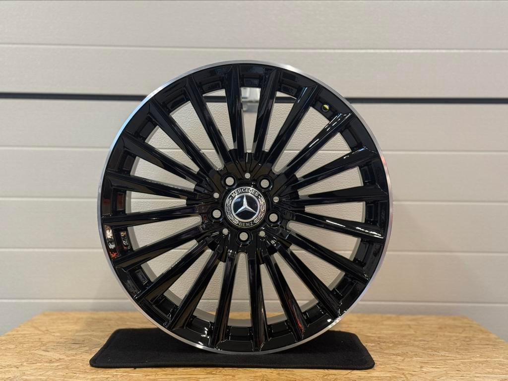 Nieuw Setje 19” Mercedes-Benz AMG A B C E CLA GLA Velgen, Velg(en), Nieuw, 235 mm, All Season
