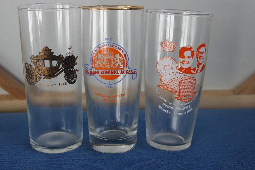 longdrink glas van het koningshuis 3x, Ophalen of Verzenden, Gebruikt, Frisdrankglas