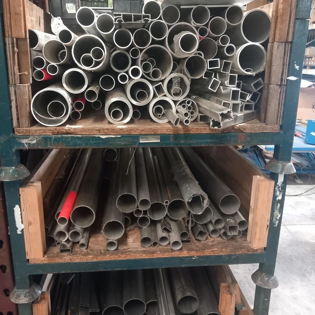 Buizen staal rvs aluminium restpartij, Ophalen, Zo goed als nieuw, IJzer