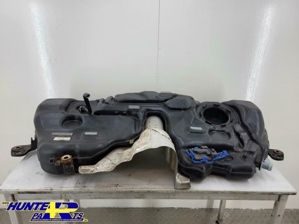 Brandstoftank Diesel Volvo V90/S90 ('16-'22) 31478590, Ophalen of Verzenden, Gebruikt