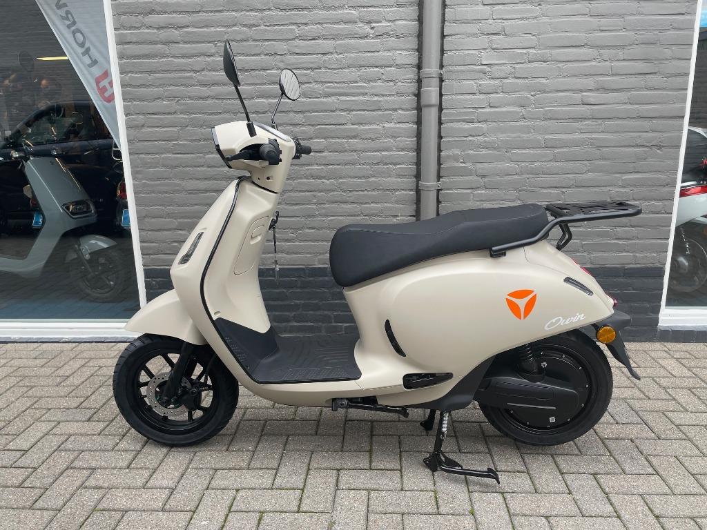 Yadea Owin: Stijlvol, slim en 100% elektrisch, Ophalen, Nieuw, Elektrisch