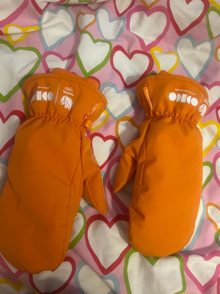 Oranje skihandschoenen, Sport en Fitness, Skiën en Langlaufen, Overige merken, 100 tot 140 cm, Nieuw, Ophalen of Verzenden