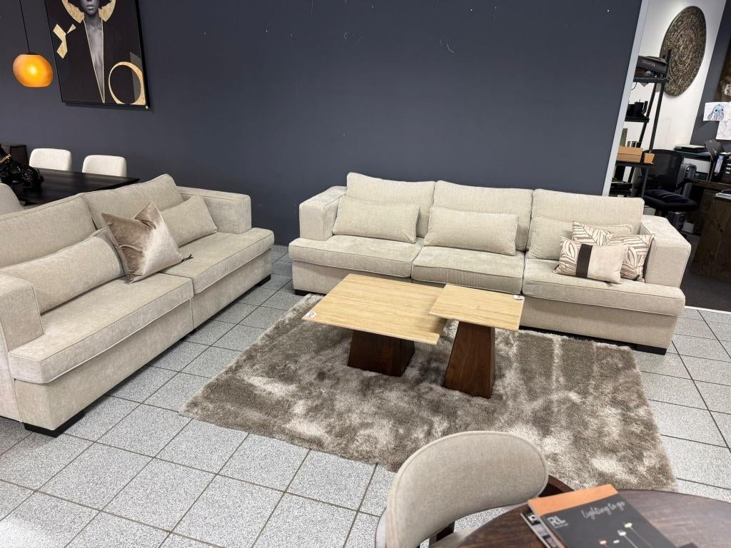Luxe banken showmodel (showroom outlet) 100% MADE IN HOLLAND, Huis en Inrichting, Banken | Bankstellen, 75 tot 100 cm, Ophalen of Verzenden