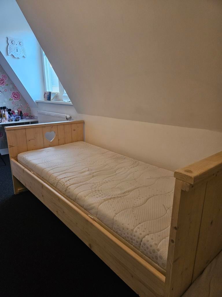 Steigerhouten bed, met matras, 90x200 - Stoer en uniek!, Gebruikt, 90 cm, Eenpersoons, Wit