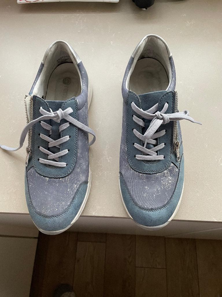 Remonte dames schoenen, maat 42, Blauw, Remonte, Ophalen of Verzenden, Sneakers of Gympen