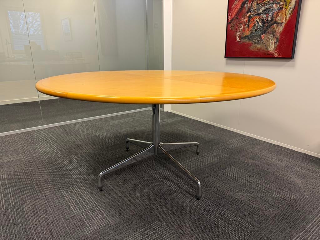 Vitra ronde eet/vergader tafel kersenhout, Huis en Inrichting, 100 tot 150 cm, Rond, Ophalen of Verzenden, Zo goed als nieuw