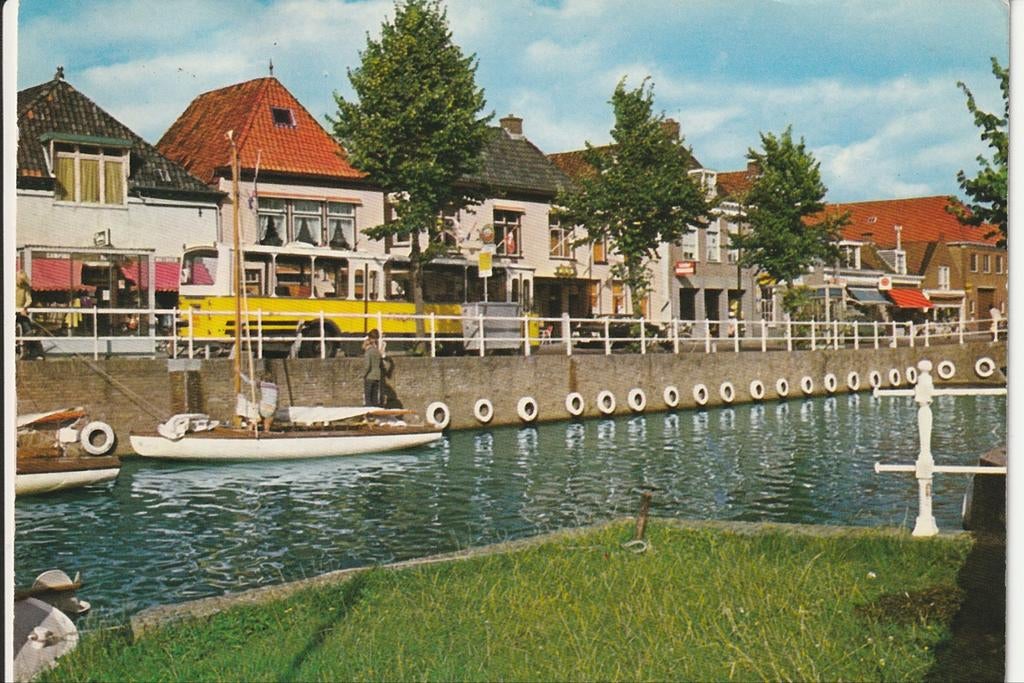 IJLST CENTRUM KADE VAART ZEILBOOT FRAM DAF DEN OUDSTEN BUS, Ophalen of Verzenden, 1960 tot 1980, Gelopen, Friesland