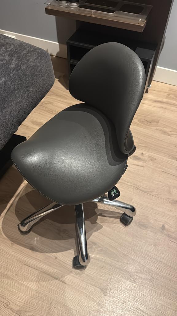 Tabouret, Ophalen of Verzenden, Zo goed als nieuw, Zwart
